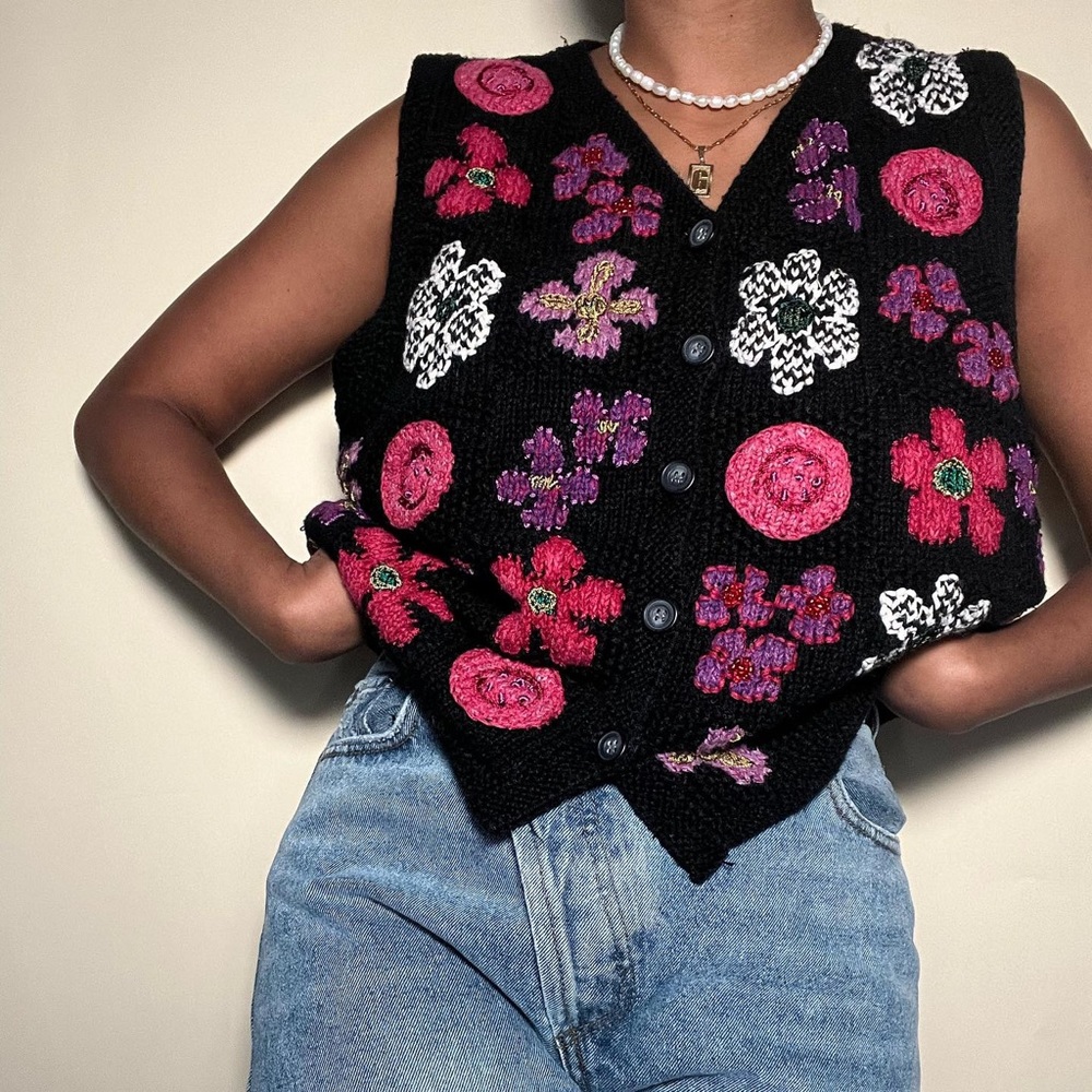 Susan Bristol floral Vest in black. Size L